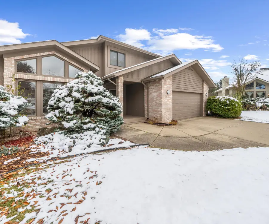 3232 Bellflower Court, Ann Arbor, MI 48103 - Image #2