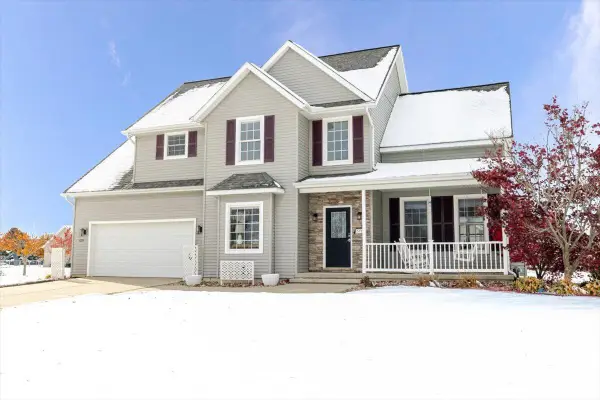 5789 Hayden Court, Stevensville, MI 49127