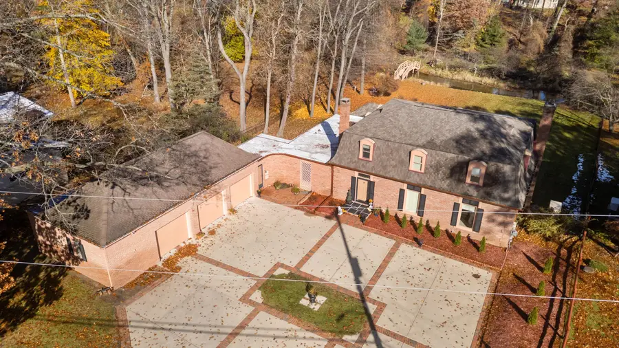 1818 Greenbriar Drive, Portage, MI 49024 - Image #2