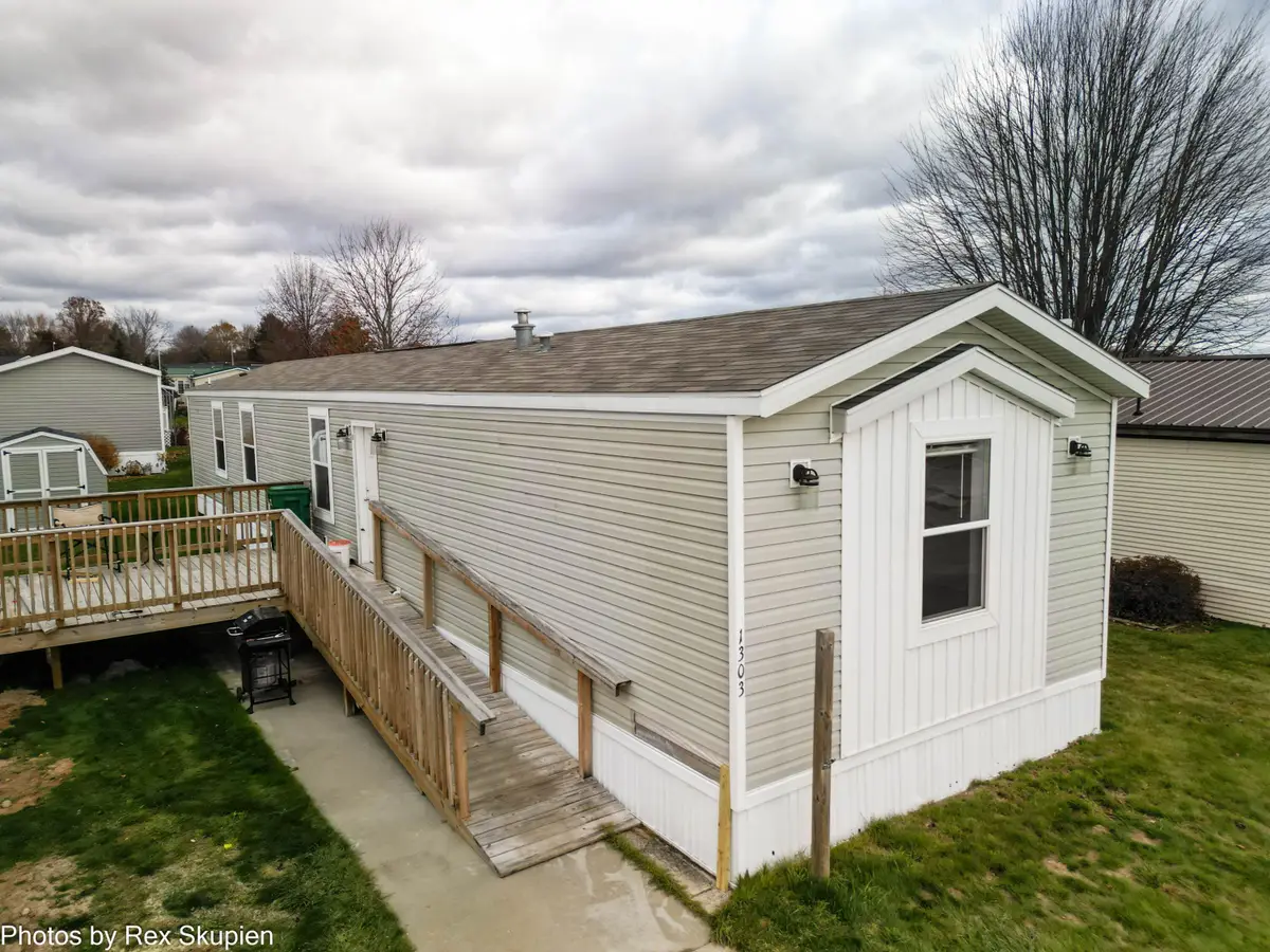 1303 Windridge Lane, Fremont, MI 49412 - Image #1