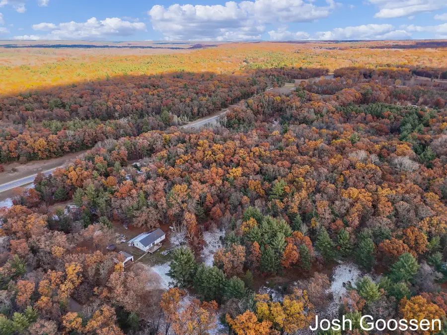 8310 S Thornapple Avenue, Newaygo, MI 49337 - Image #2