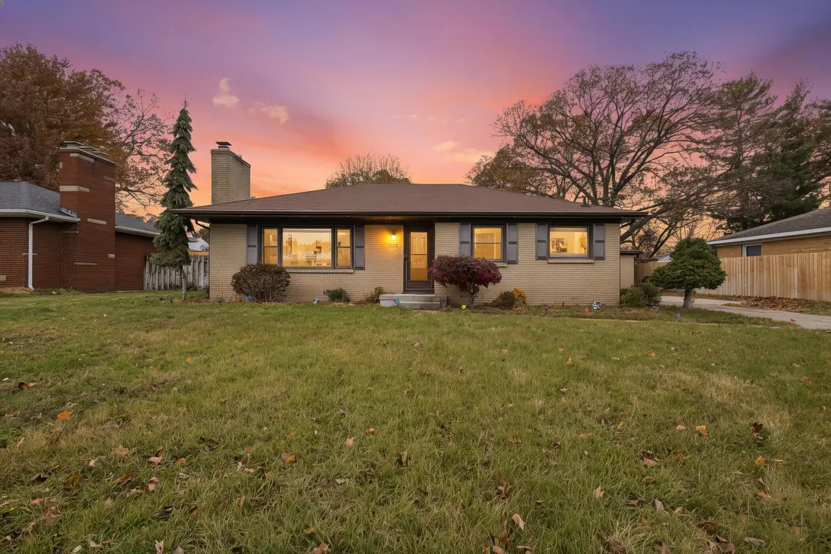 1325 32nd Street Sw, Wyoming, MI 49509 - Image #1