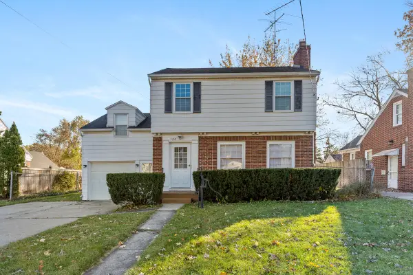 120 Manchester Street Sw, Wyoming, MI 49548