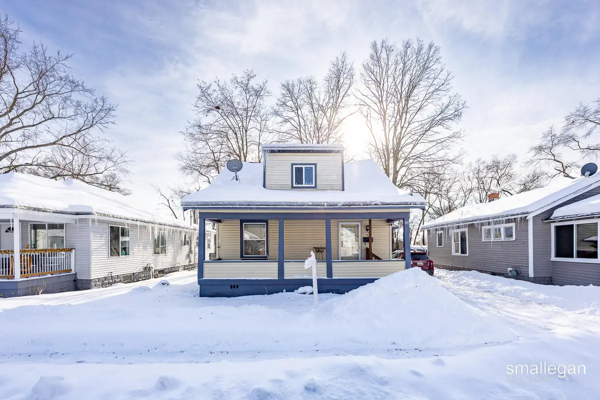 1085 E Larch Avenue, Muskegon, MI 49442 - Image #1