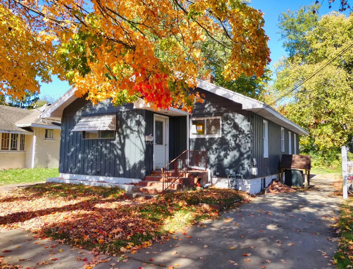911 Hickory, Niles, MI 49120 - Image #1