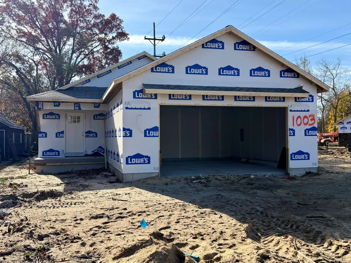 1003 Ducey Avenue, Muskegon, MI 49442 - Image #1