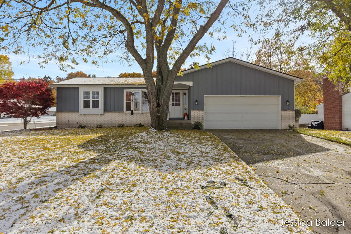 6908 Marshall Avenue Se, Grand Rapids, MI 49508 - Image #1