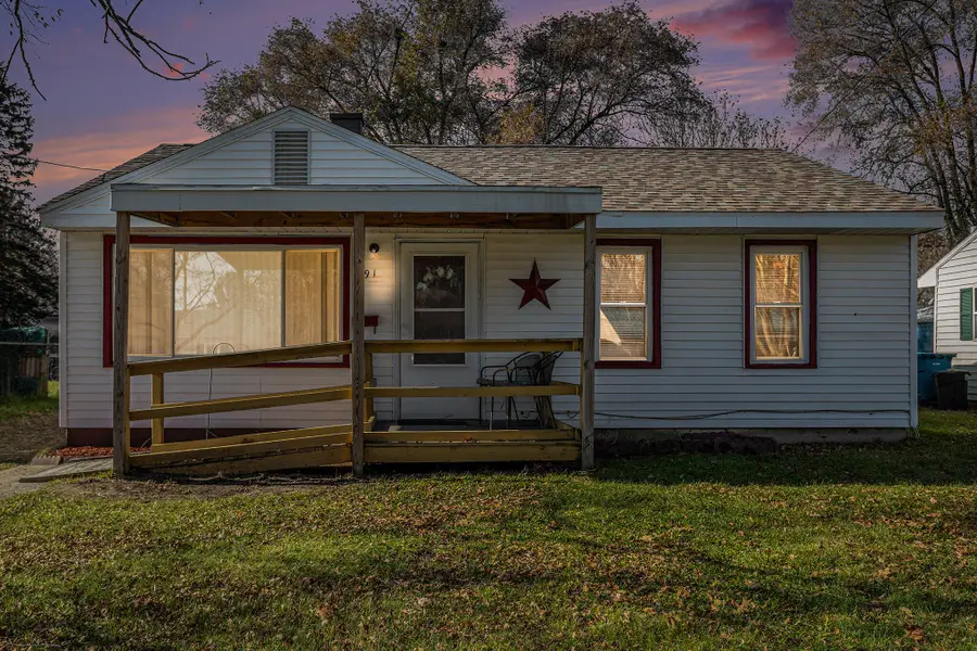 91 N Cedar Avenue N, Battle Creek, MI 49037 - Image #2