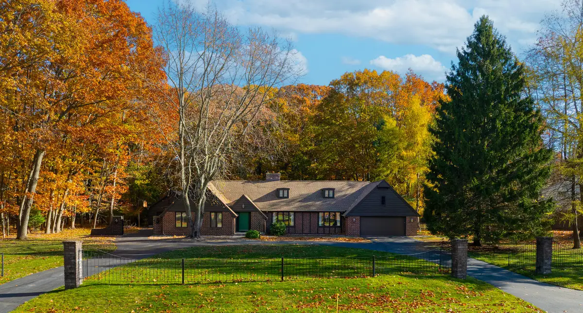 4000 Braeburn Drive, Norton Shores, MI 49441 - Image #1