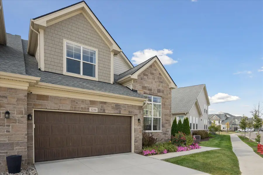 3250 Brackley Drive, Ann Arbor, MI 48105 - Image #2