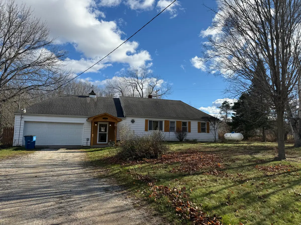 11355 Battle Creek Highway, Bellevue, MI 49021 - Image #1