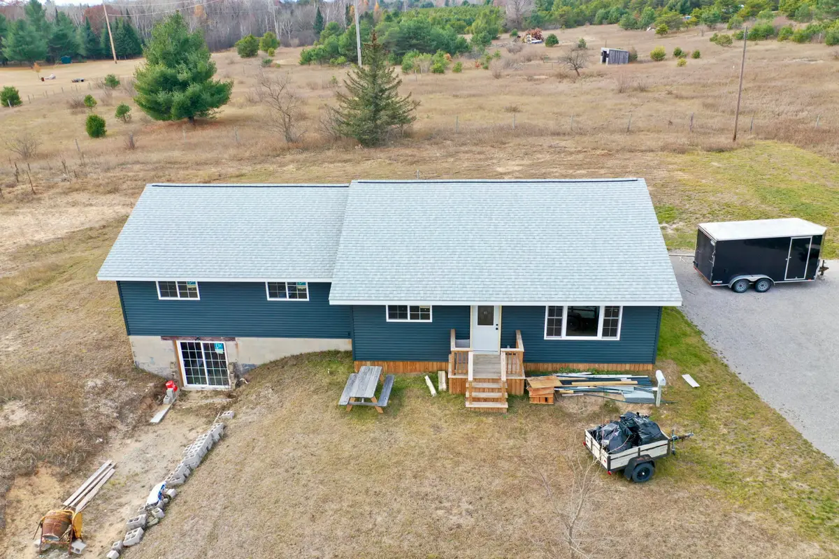 955 N F-41 Road, Lincoln, MI 48742 - Image #1