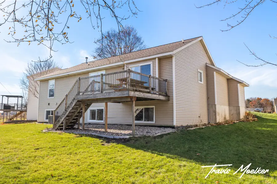 10738 Douglas Drive, Allendale, MI 49401 - Image #2