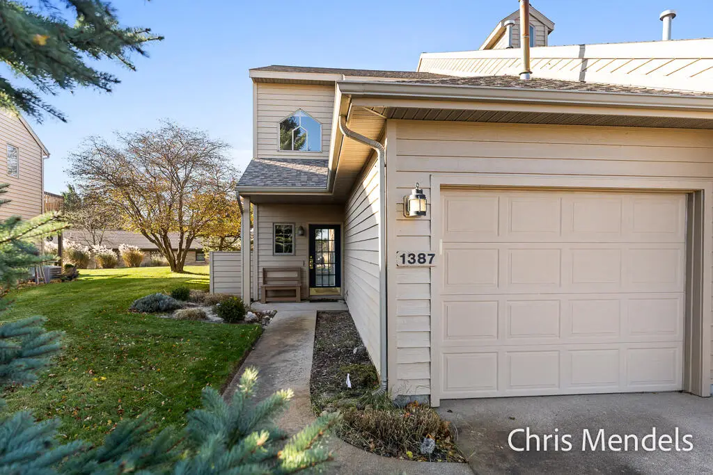 1387 W Harbour Towne Circle #231, Muskegon, MI 49441 - Image #1