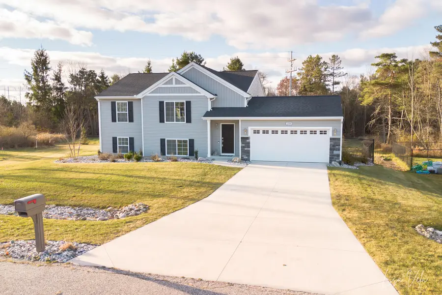 1309 Water Point Court, Whitehall, MI 49461 - Image #2