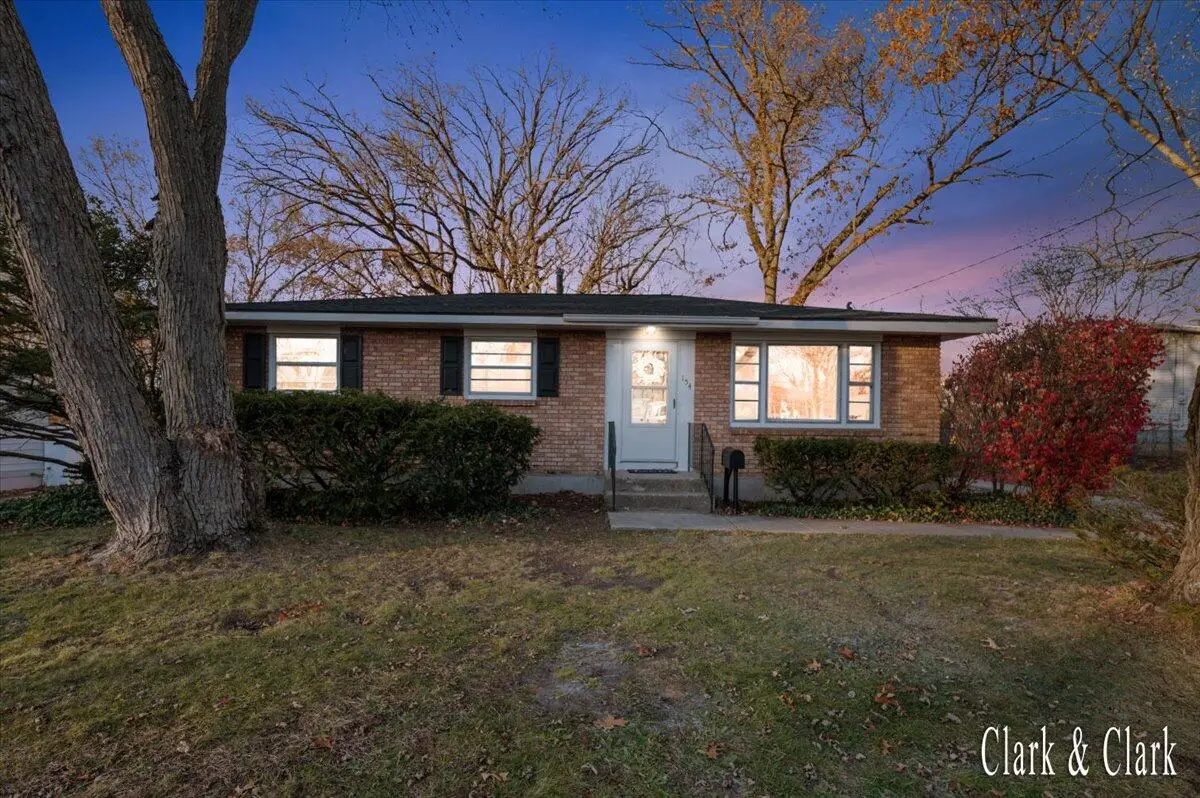 154 Homecrest Road, Battle Creek, MI 49037 - Image #1