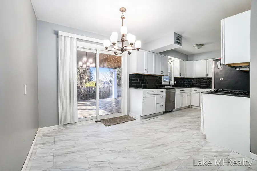 7575 Regal Avenue Se, Grand Rapids, MI 49548 - Image #3