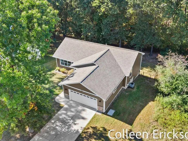 833 Morgan Drive, Belding, MI 48809 - Image #2