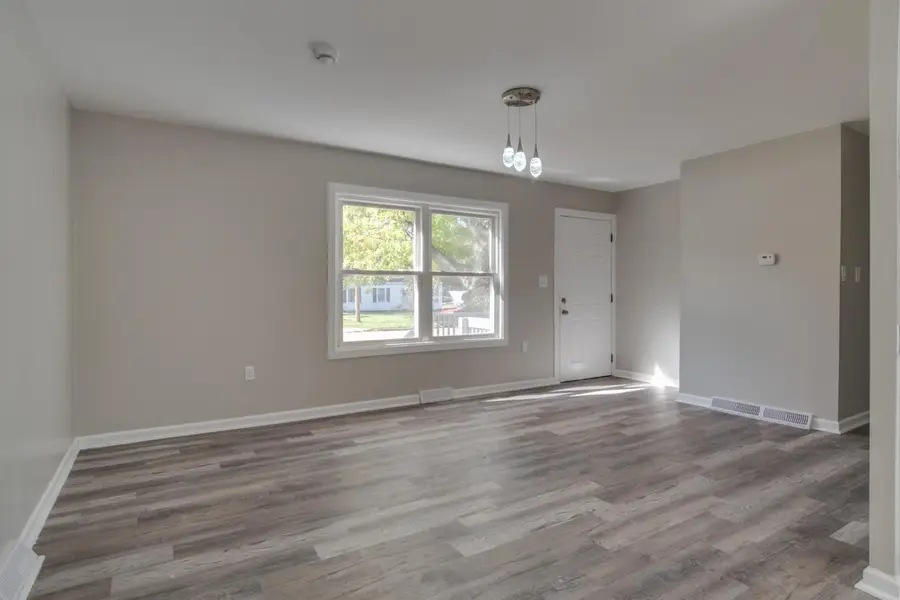 5609 Roanoke Street, Portage, MI 49024 - Image #3