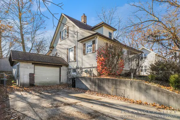 428 W Walnut Street, Hastings, MI 49058