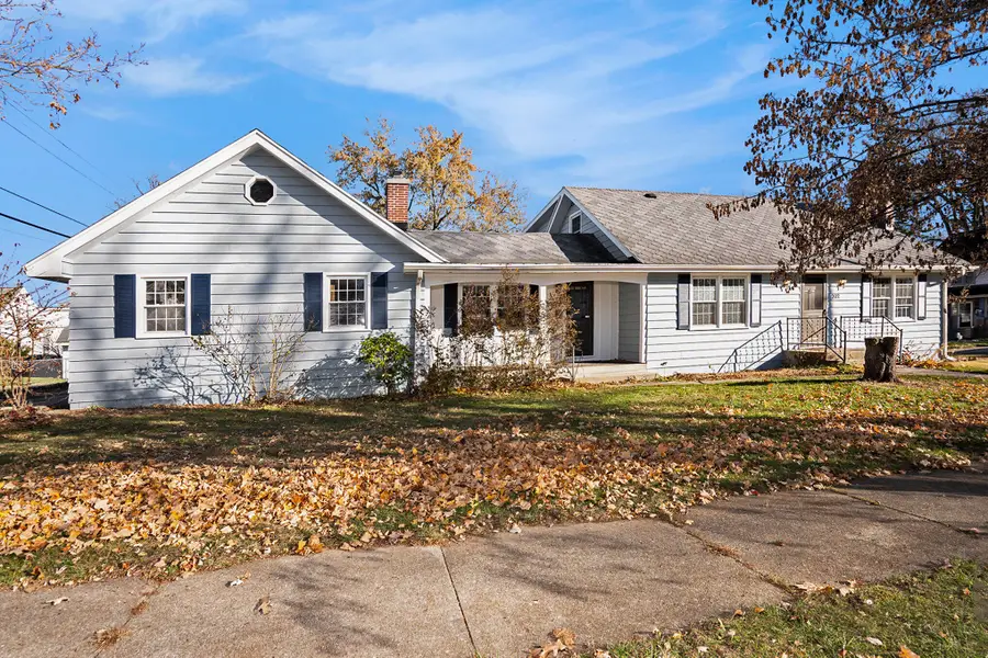 202 Moccasin Street, Buchanan, MI 49107 - Image #2