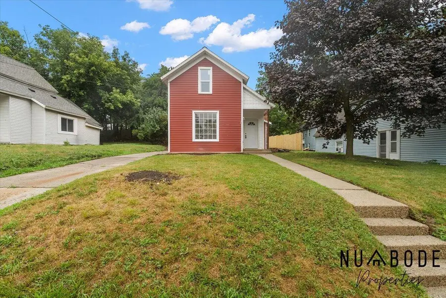 548 Eastern Avenue Ne, Grand Rapids, MI 49503 - #3