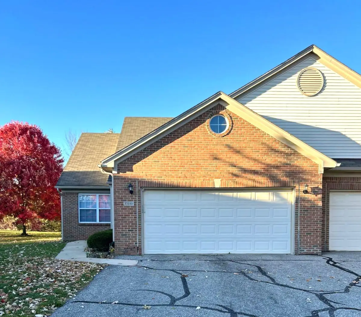 33180 Forest Park Drive Drive, Wayne, MI 48184 - Image #1