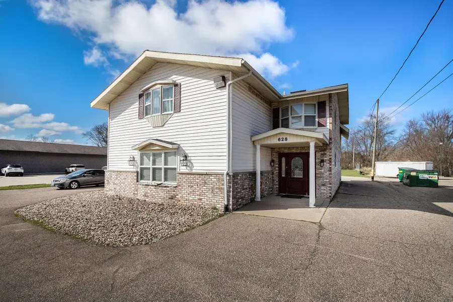 628 St Joseph Avenue, Berrien Springs, MI 49103 - Image #2