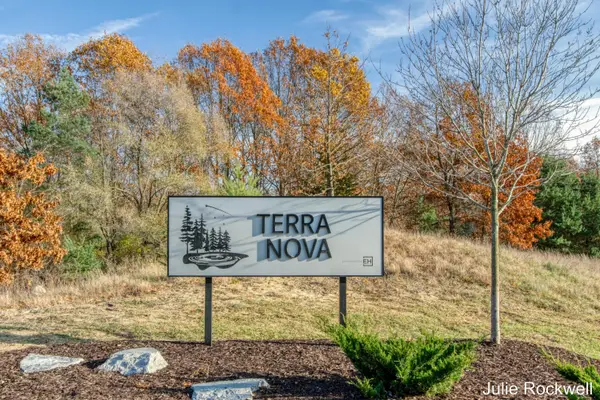 2825 Terra Nova Drive Se, Ada, MI 49301