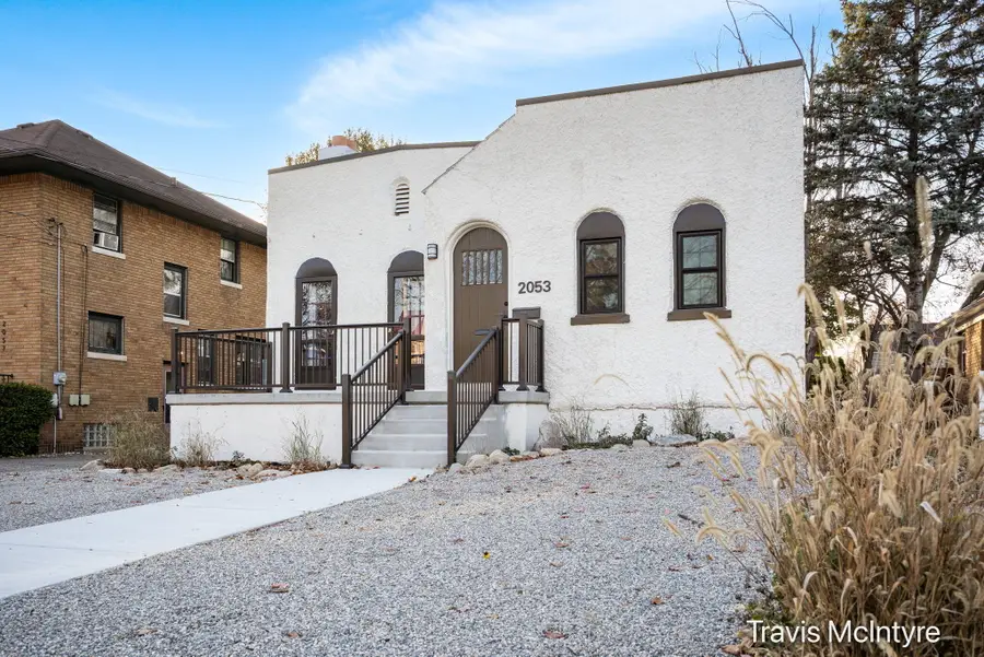 2053 Paris Avenue Se, Grand Rapids, MI 49507 - Image #2