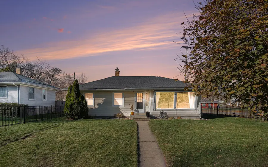933 Diamond Avenue Ne, Grand Rapids, MI 49503 - Image #2