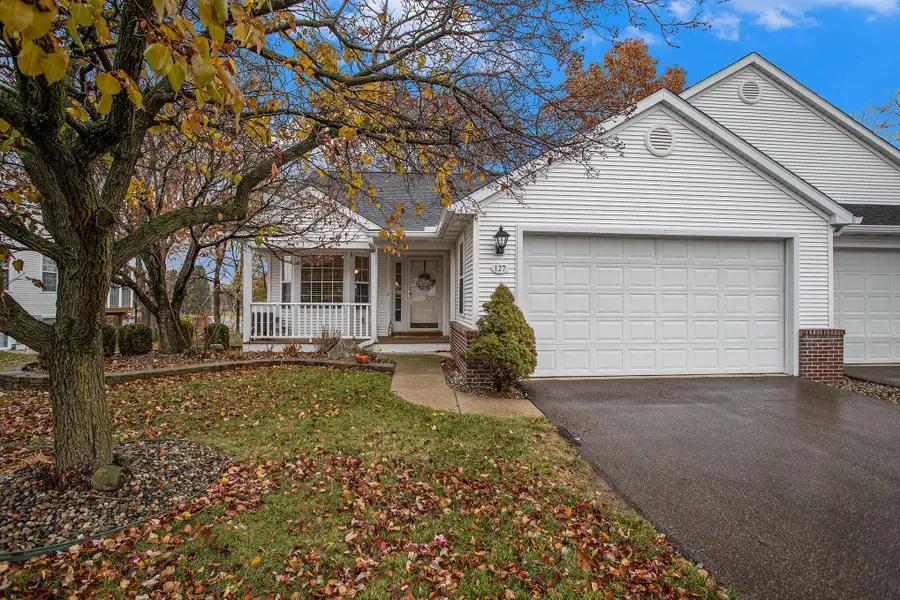 127 Eastman Court, Marshall, MI 49068 - Image #2