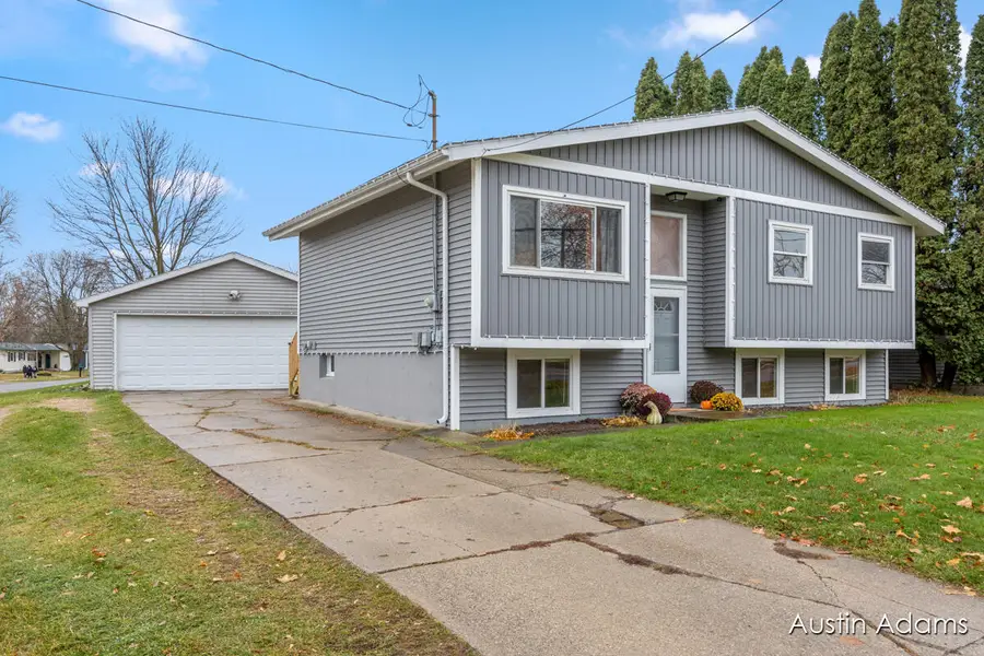 1005 W Main Street, Middleville, MI 49333 - Image #2