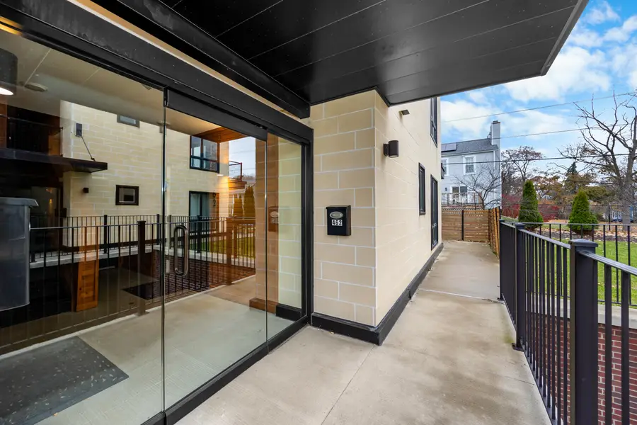 462 W Stadium Boulevard, Ann Arbor, MI 48103 - Image #2