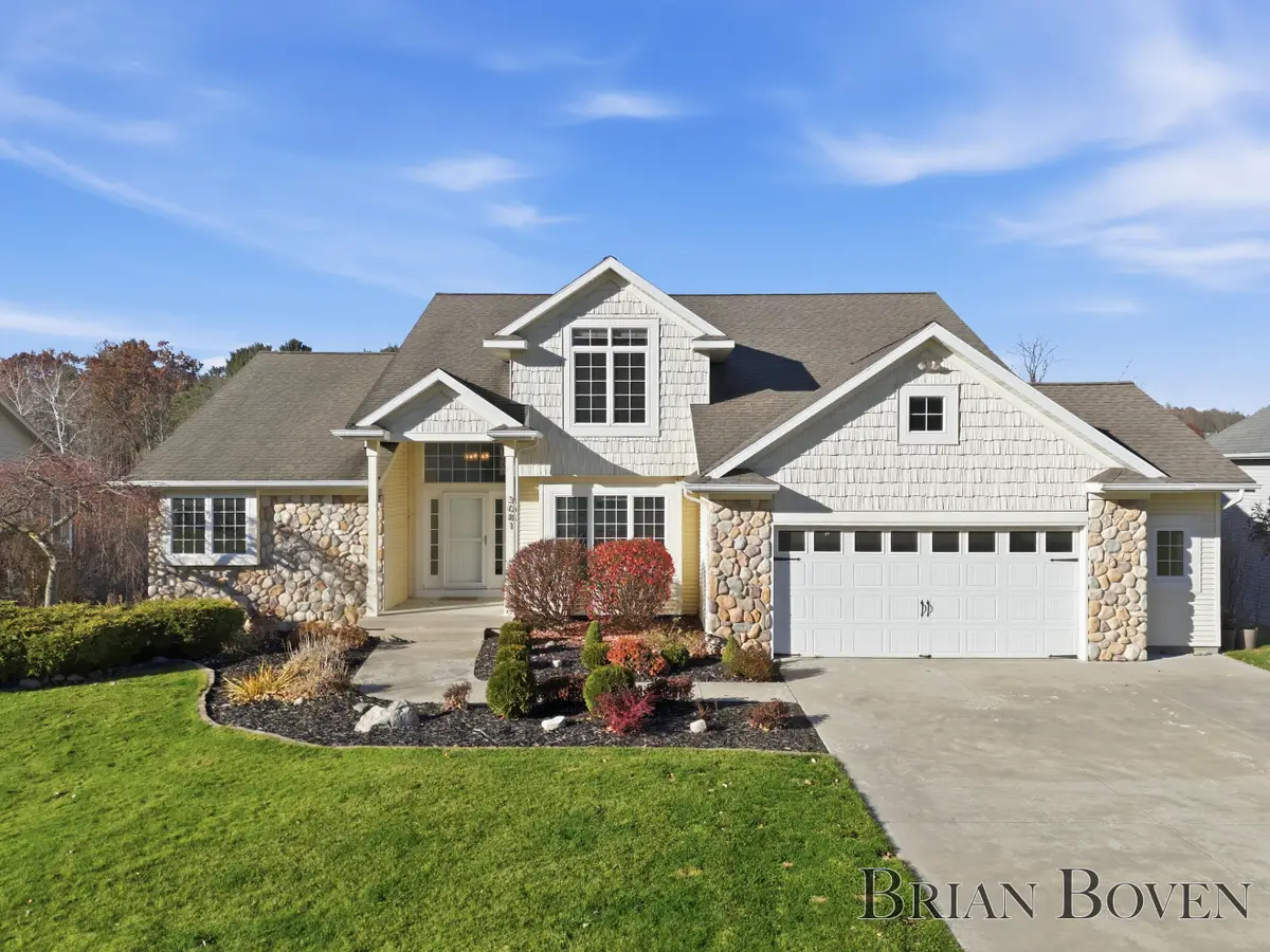 3081 Royal Hannah Drive Ne, Rockford, MI 49341 - Image #1