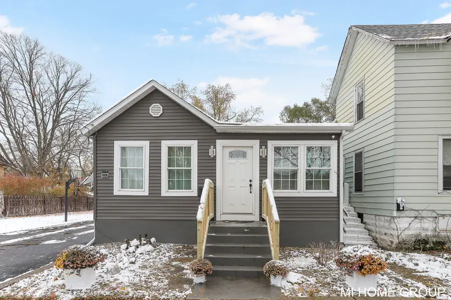 1212 Princeton Avenue, Kalamazoo, MI 49007 - Image #2