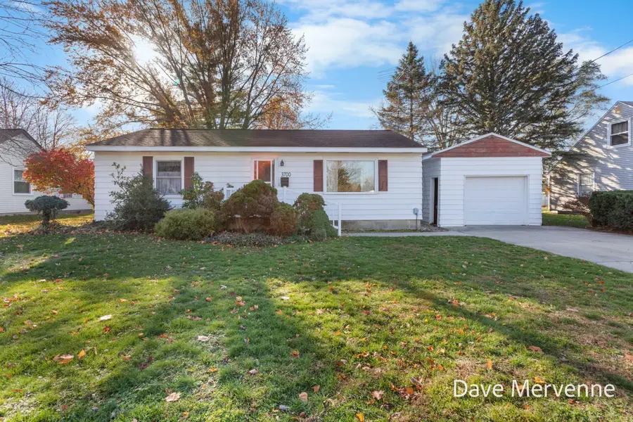 3700 Cheyenne Drive Sw, Grandville, MI 49418 - Image #2
