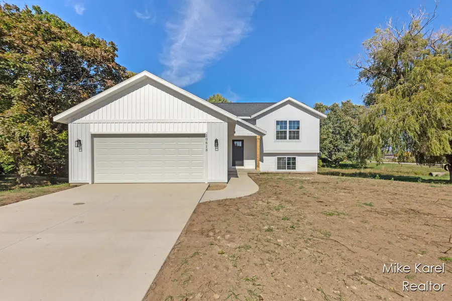 10613 68th Avenue, Allendale, MI 49401 - Image #2