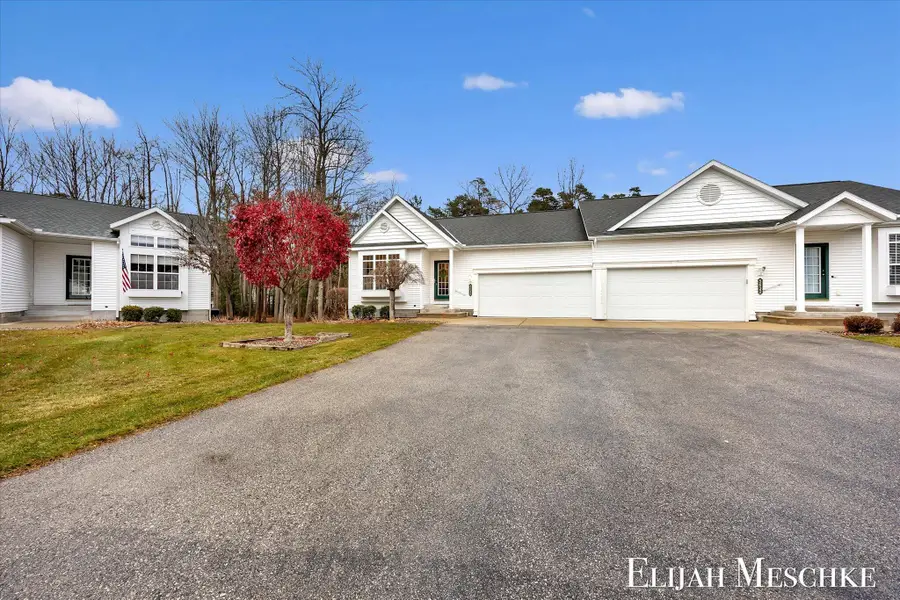 5630 Copper Sands Run, Fruitport, MI 49415 - Image #2