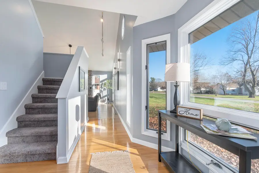 28850 Fairlane Drive, Dowagiac, MI 49047 - Image #2