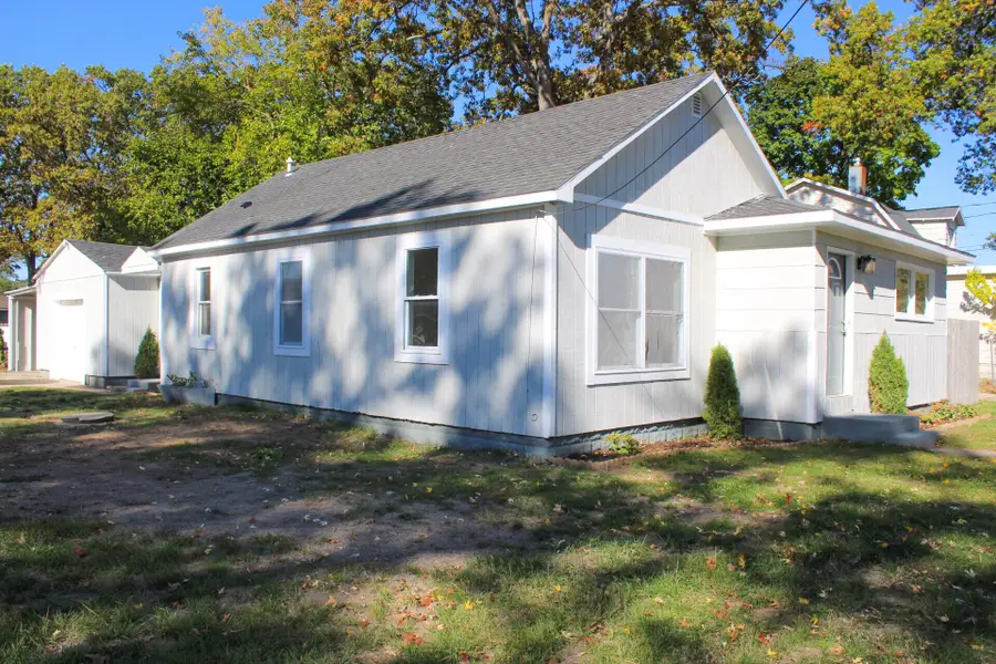 1099 Shonat Street, Muskegon, MI 49442 - Image #2