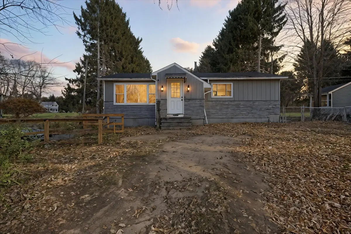 9470 Peck Road, Greenville, MI 48838 - #1