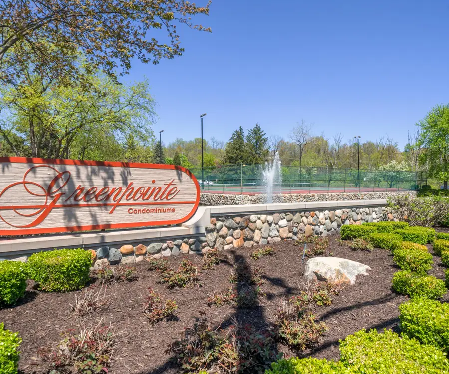 7288 Danbrooke Court, West Bloomfield, MI 48322 - Image #3