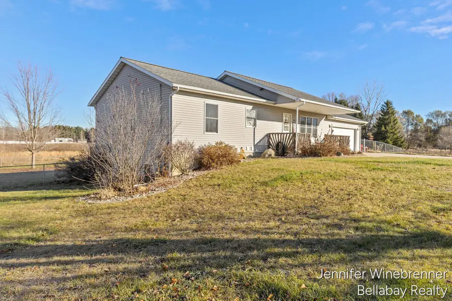 96 Jambrial Drive, Hastings, MI 49058 - Image #2