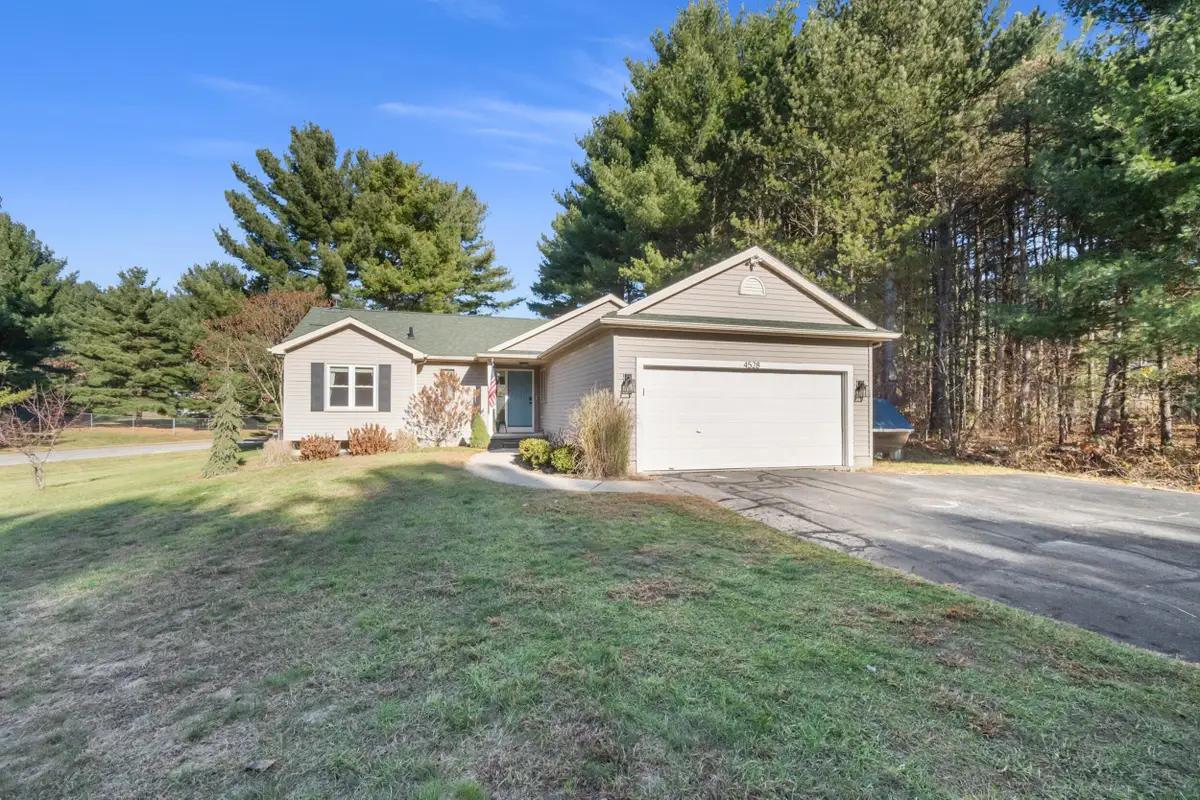4528 Spinnaker Lane, Pleasant Lake, MI 49272 - Image #1