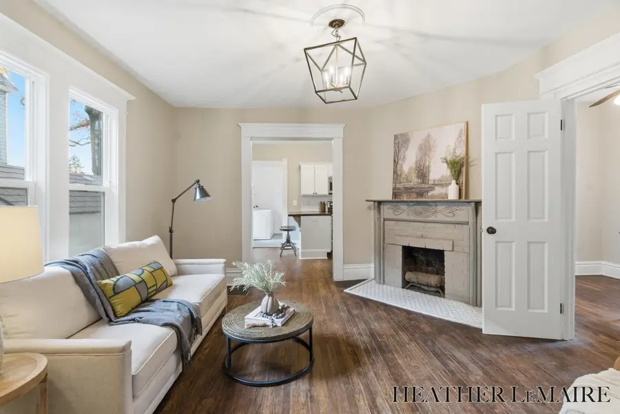 821 College Avenue Ne, Grand Rapids, MI 49503 - Image #2