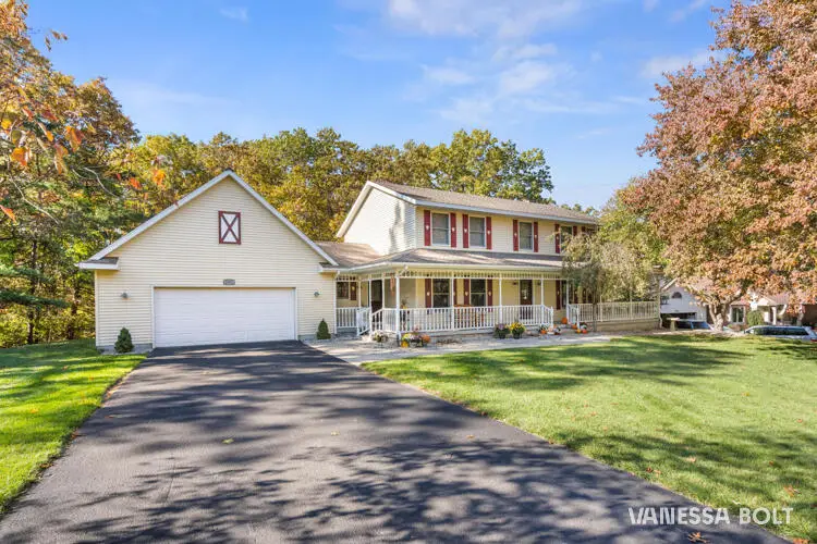 6885 Blythefield Avenue Ne, Rockford, MI 49341 - Image #1