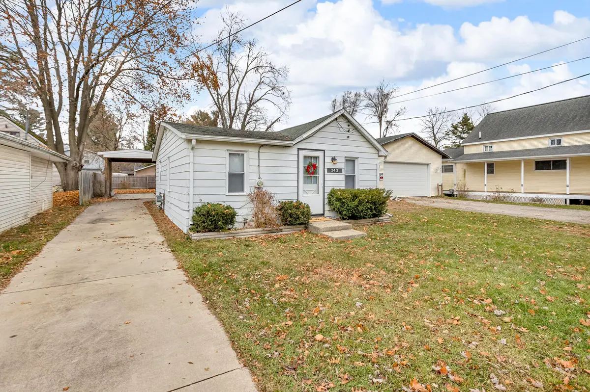 342 Broad Street, Michigan Center, MI 49254 - Image #1