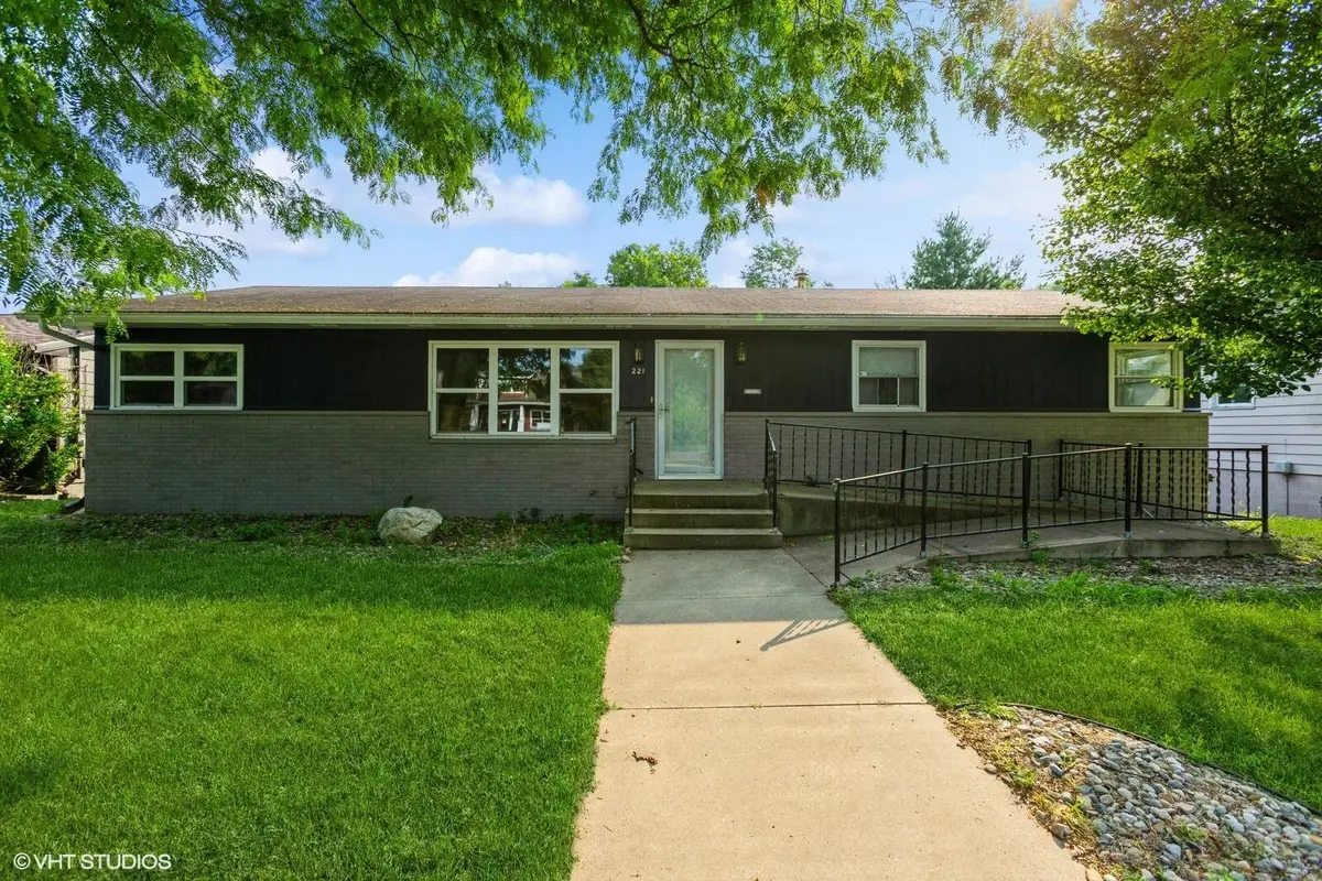 221 S Whittaker Street, New Buffalo, MI 49117 - Image #1