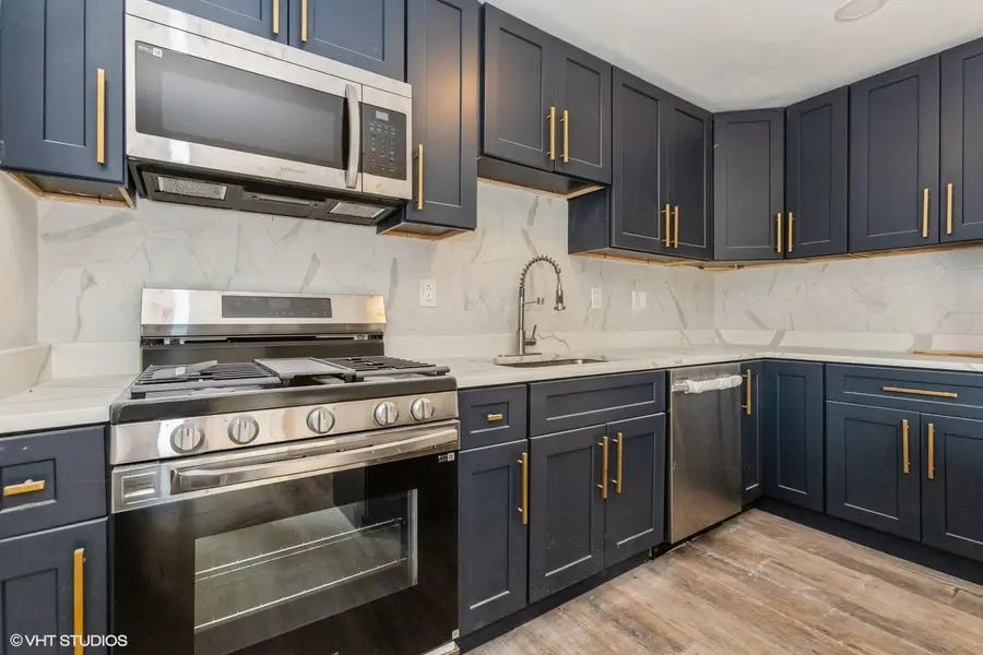 221 S Whittaker Street, New Buffalo, MI 49117 - Image #2